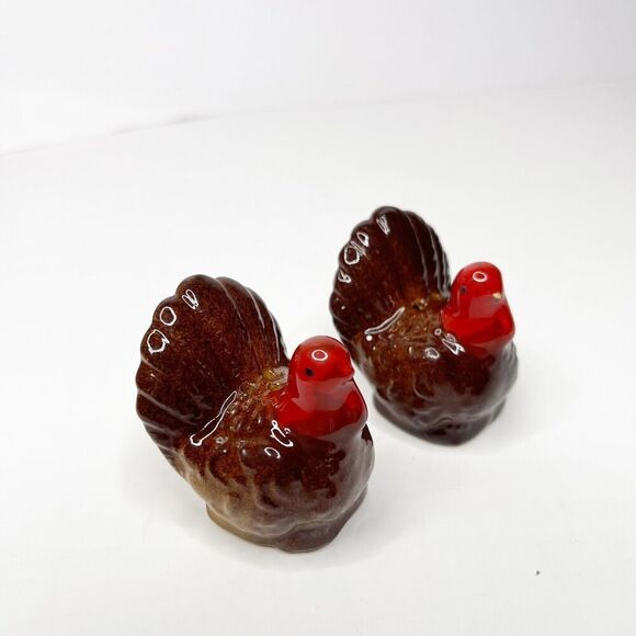 Vintage Turkey Salt & Pepper Shakers Small Mini Table Ceramic Thanksgiving Feast - Picture 2 of 7